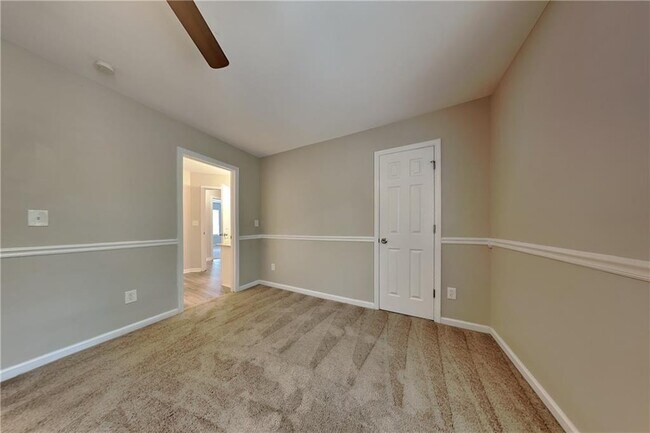 Building Photo - 2939 Maple Walk Ct SW