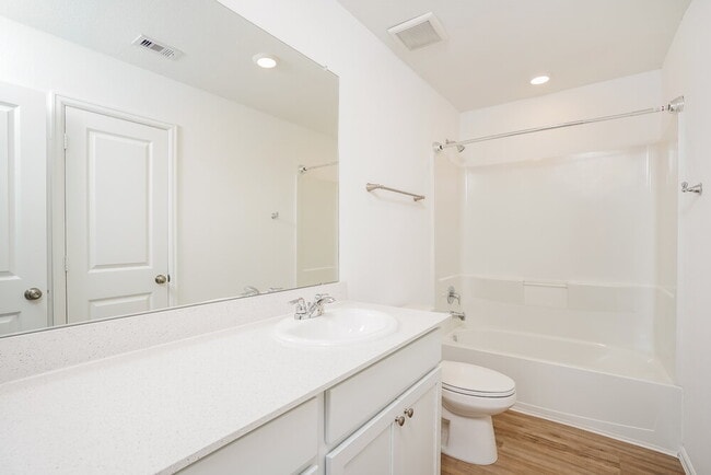 Building Photo - 1722 Sahara Dr