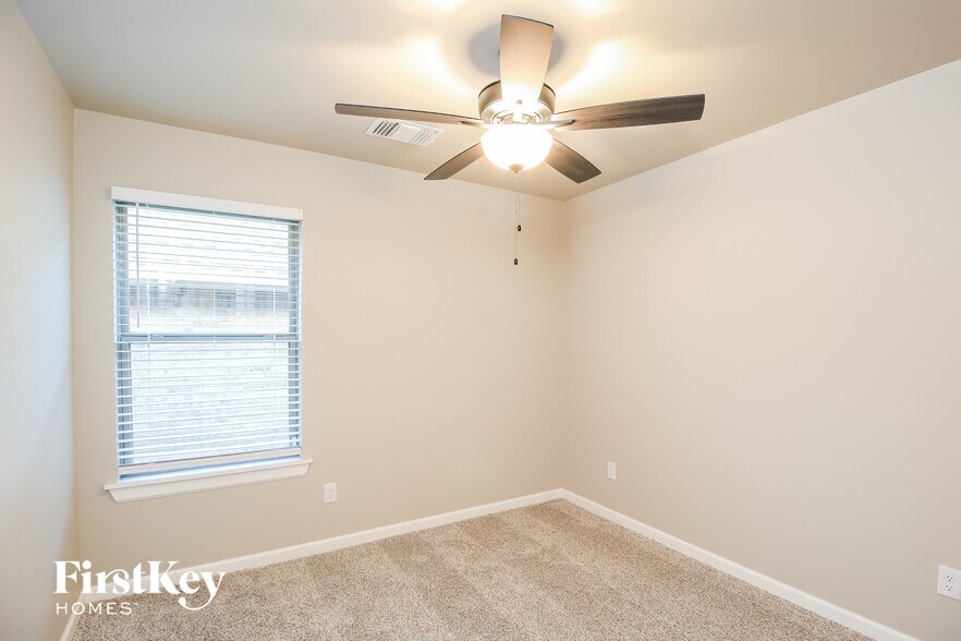 Building Photo - 9113 NW 121st St