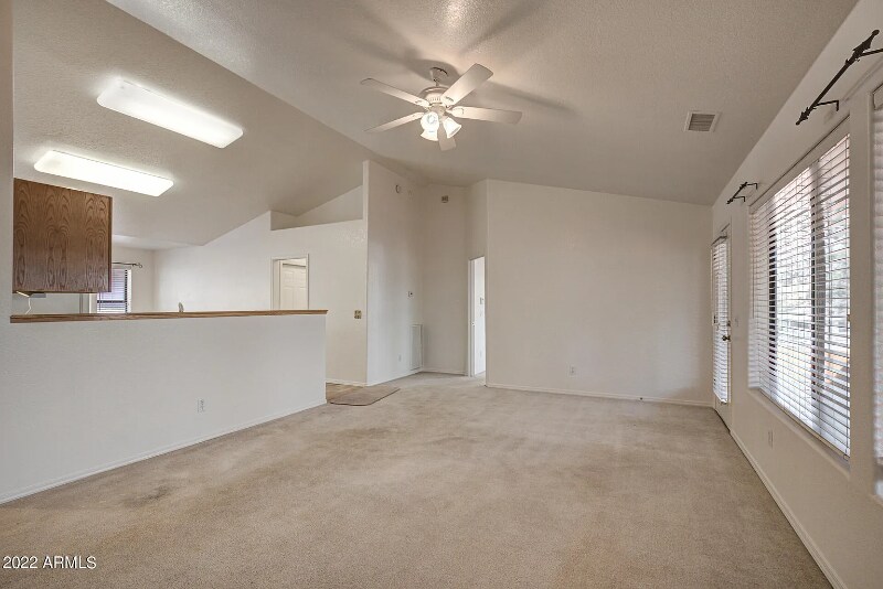 Building Photo - 502 Saguaro Cir