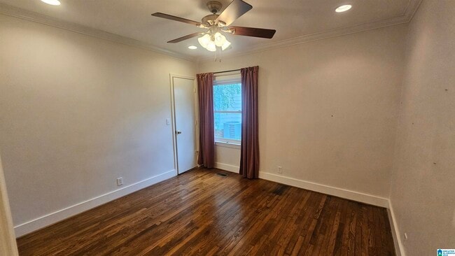 Building Photo - 410 Woodland Dr