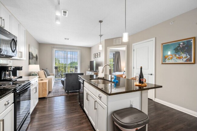 Building Photo - 407 W Rich St