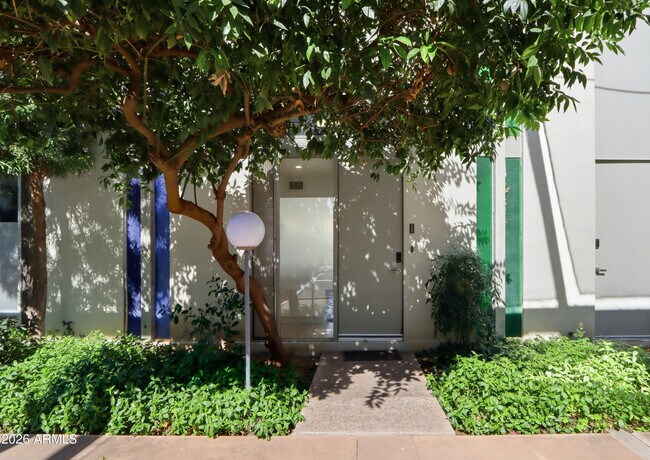Building Photo - 4411 N 40th St
