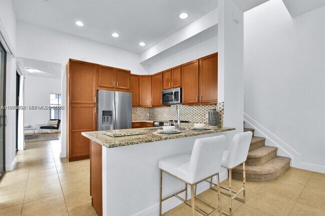 Building Photo - 8354 NW 39th Ct