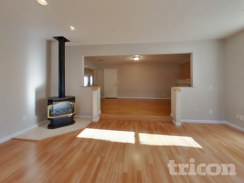 Building Photo - 2543 Hastings Way