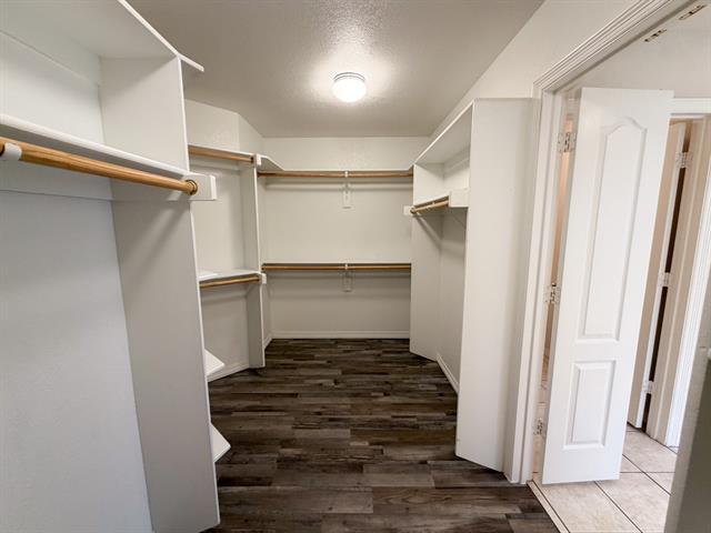 Building Photo - 708 Nandina Way