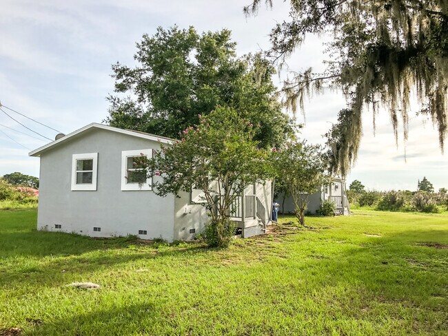 Primary Photo - 12840 Florida Ave