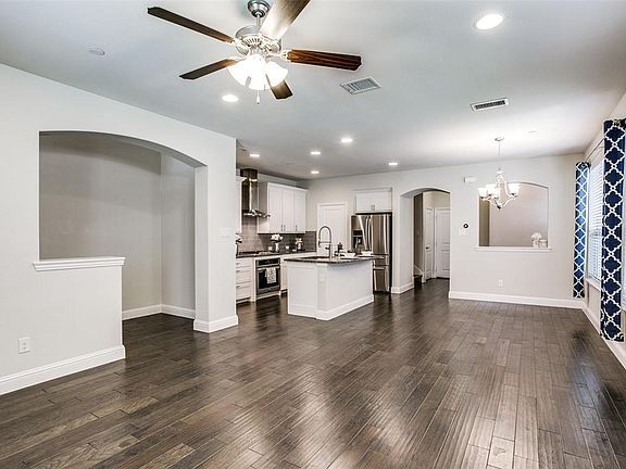 Building Photo - 4654 Rhett Ln