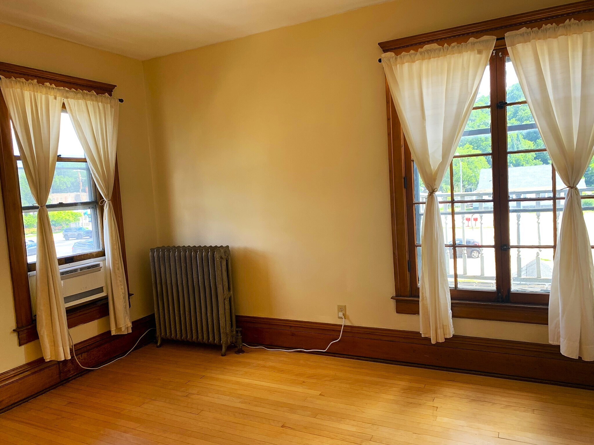 Bedroom looking Northeast - 618 S Farwell St