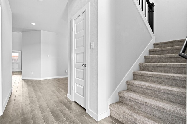Building Photo - 5419 Sunstone Cir