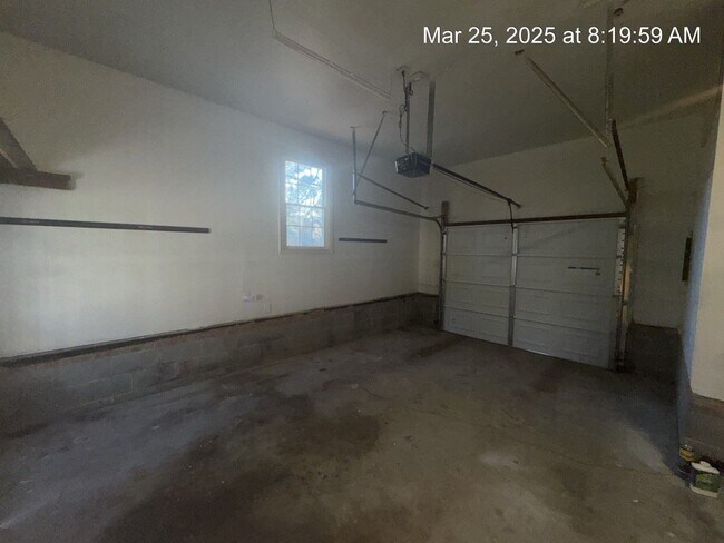 Building Photo - 3806 Airedale Ct