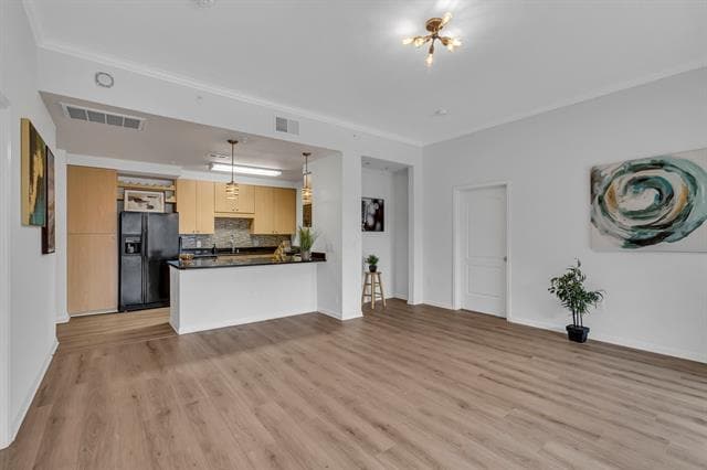 Building Photo - 3225 Turtle Creek Blvd Blvd