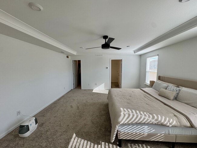 Building Photo - Beautiful 4BR/3BA Home in Parkside Crossing