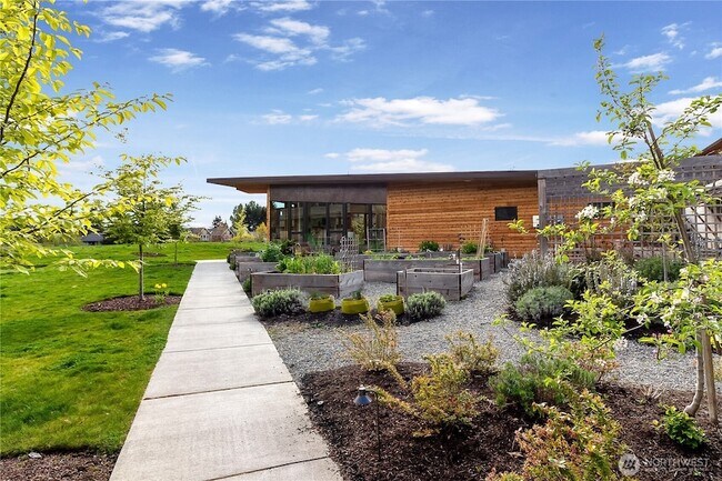 Building Photo - 230 Canopy Path NW