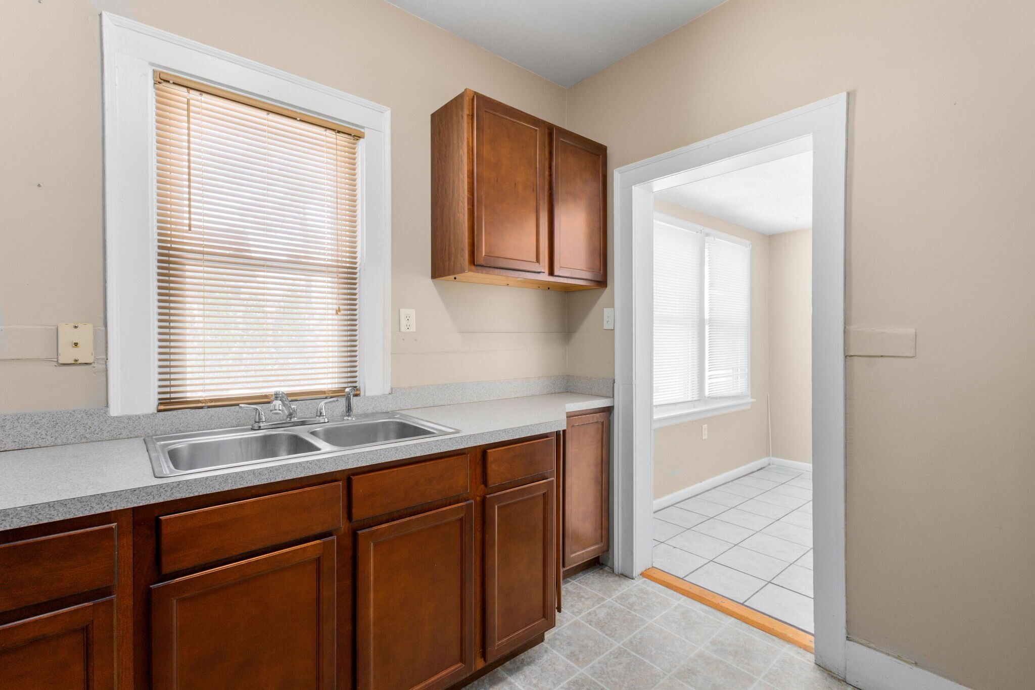 Building Photo - 742 S 23rd St