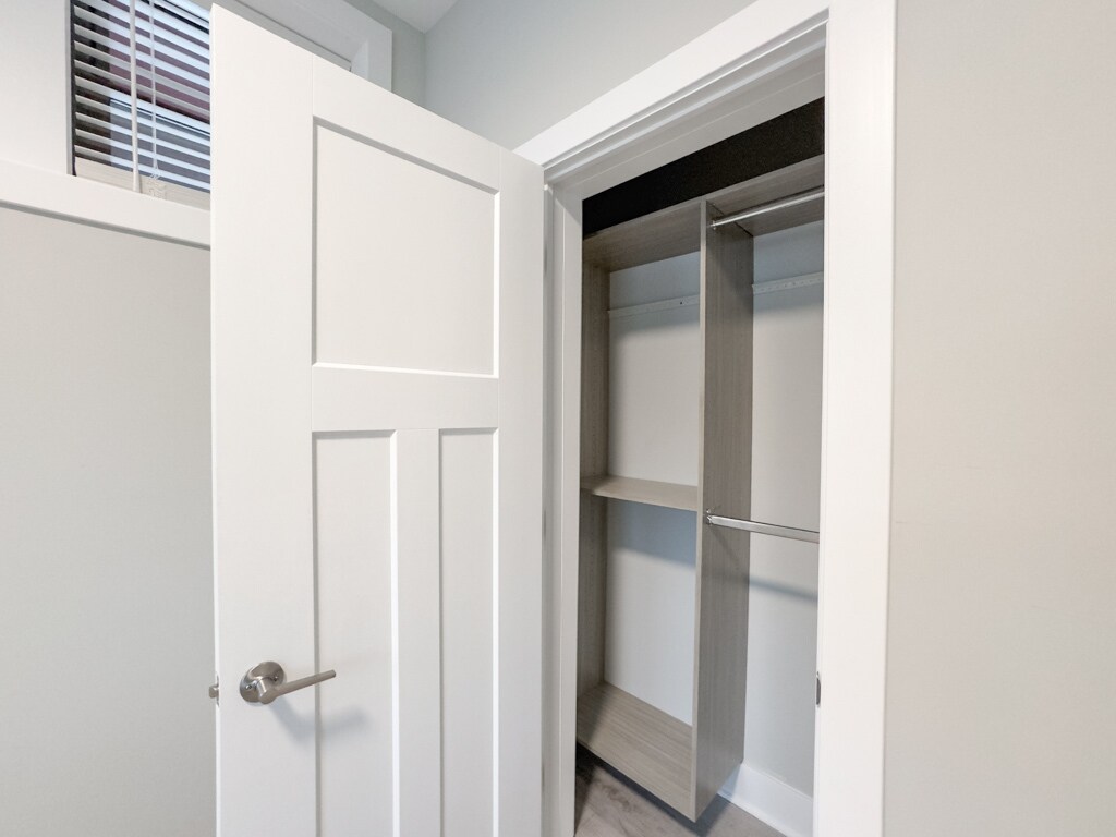 Building Photo - 373 Hazel Ave