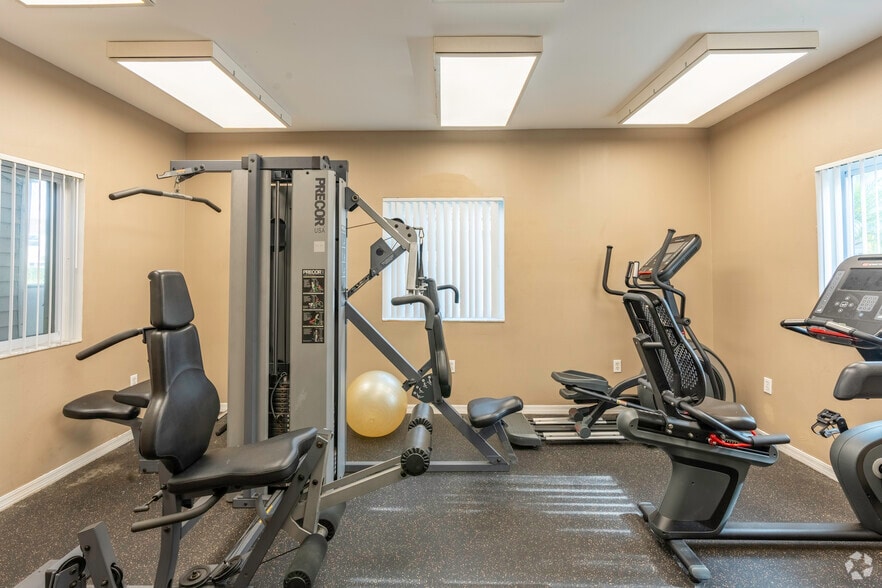 Fitness Center - Westview Gardens