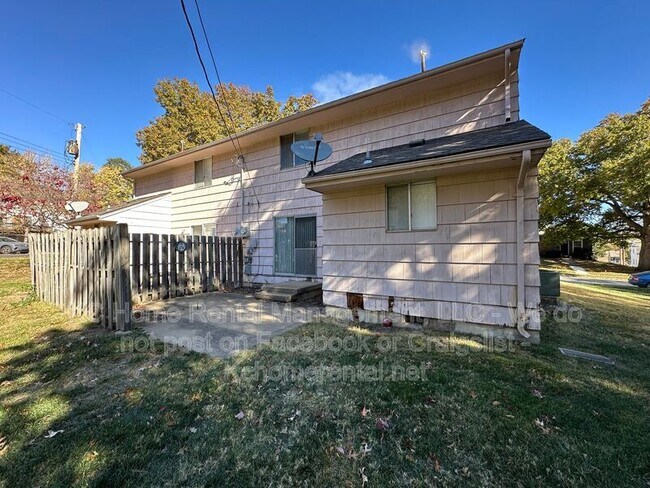 Building Photo - 9338 Bluejacket St