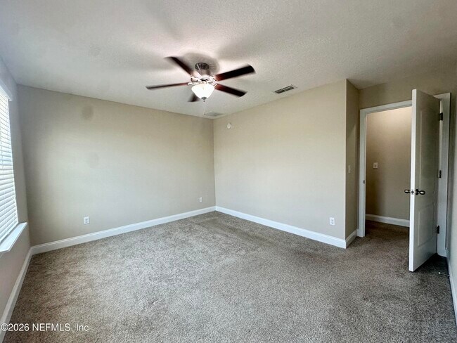 Building Photo - 481 Shetland Dr