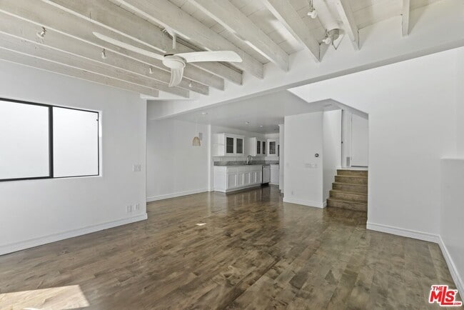 Building Photo - 29221 Heathercliff Rd