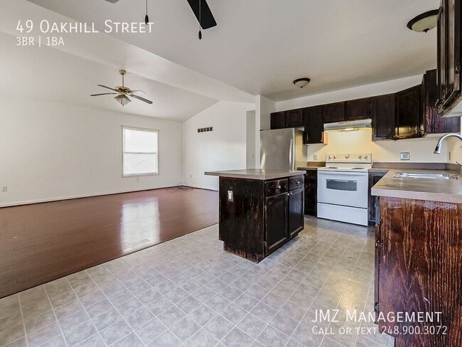 Building Photo - 49 Oakhill St