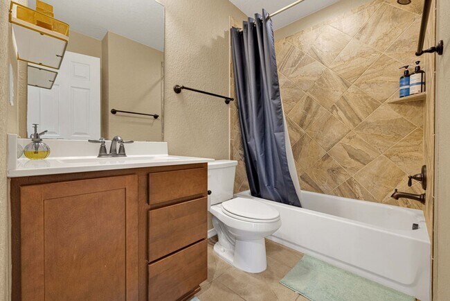 Building Photo - Beautiful Rental Home in Southwest ISD School District
