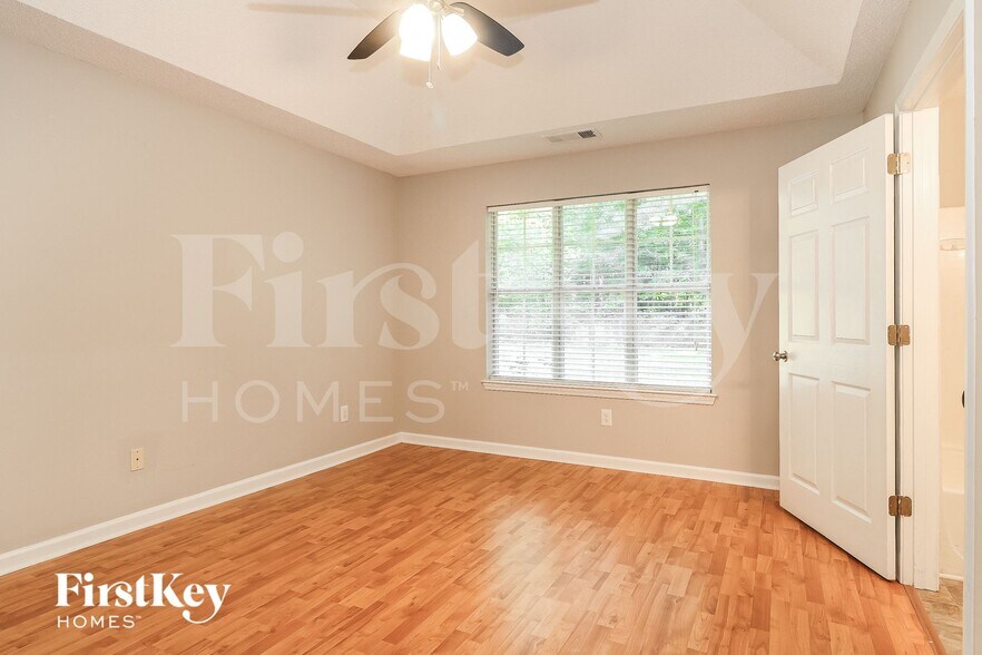 Building Photo - 101 Settlers Ridge Ln