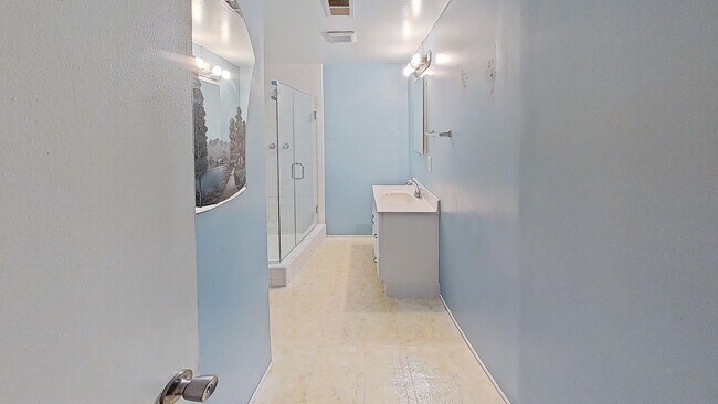 Building Photo - Beautiful 3B/2B Home in Wast Palmdale - MOVE IN READY!