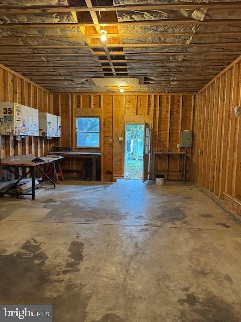 Building Photo - 326 N 5th St