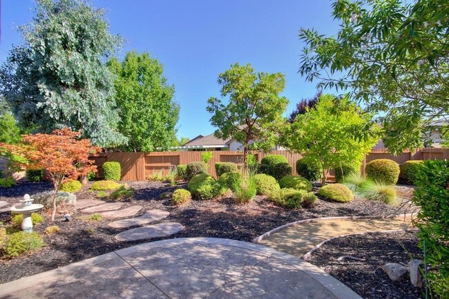 Building Photo - Del Webb Gem - 55 and Over Community
