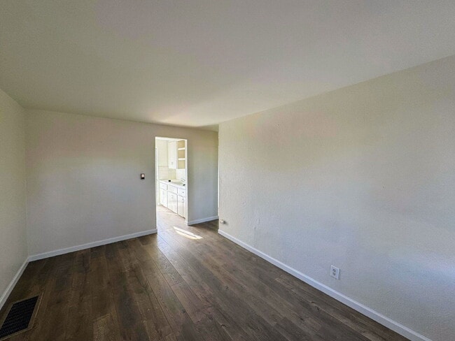 Building Photo - 1411 Boston St