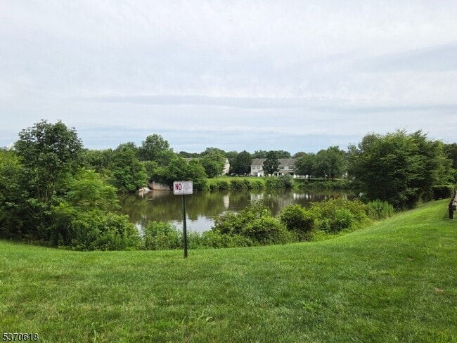 Building Photo - 3705 Pinhorn Dr