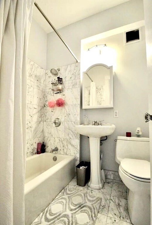 Building Photo - 21 Beacon St