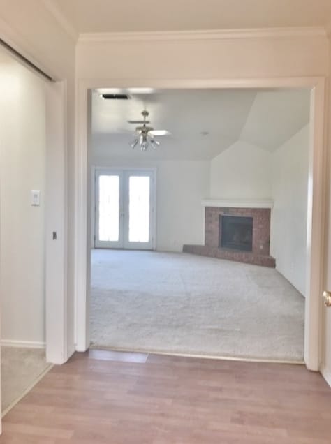 Building Photo - Spacious Brick Home! Zia School District!
