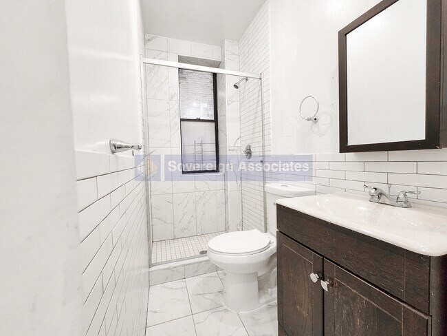 Building Photo - 529 W 151st St