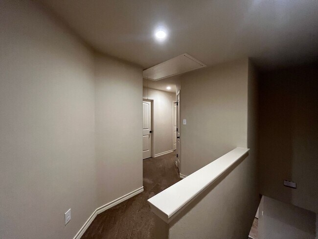 Building Photo - 6319 Luglio Ln