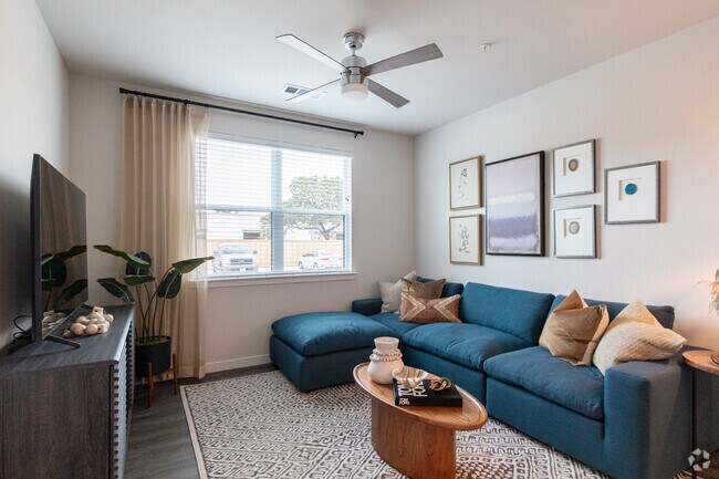 Building Photo - Lower Rents & 1 Month FREE – Move In Now!