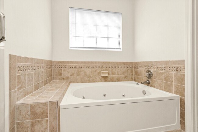 Building Photo - 4315 Brights Bend
