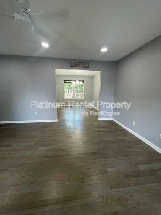 Building Photo - 3757 Peachtree Corners Cir