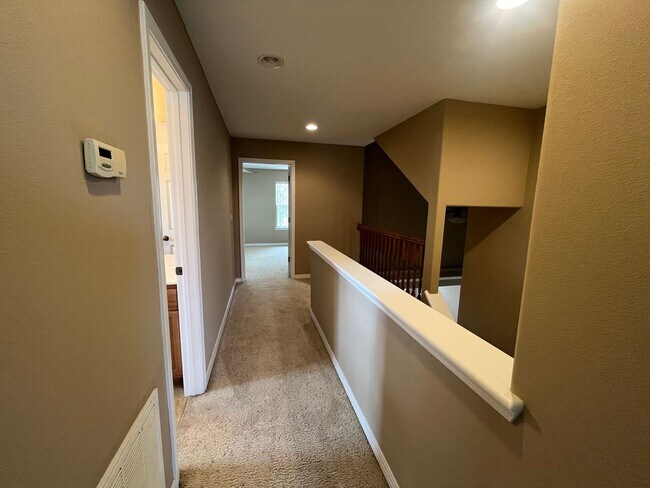 Building Photo - COMING SOON 3 Bedrooms 3 Bathrooms AND A 3...