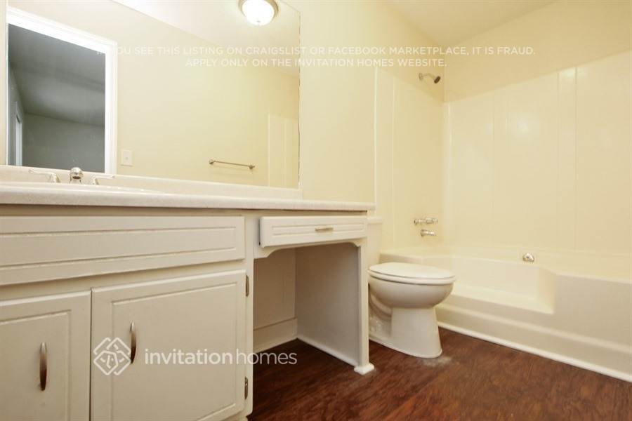 Building Photo - 3396 Spring Ridge Dr