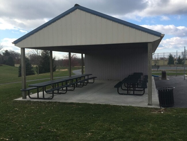 Building Photo - Beautiful 3 Bedroom Townhome in Mt. Joy