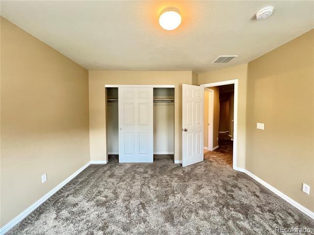 Building Photo - 12121 S Grass River Trail