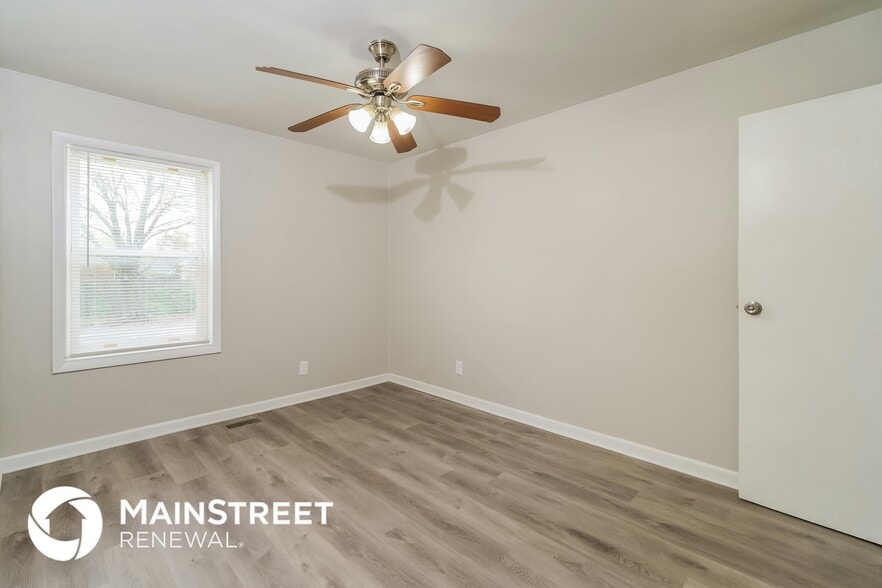 Building Photo - 8413 E 37th Pl