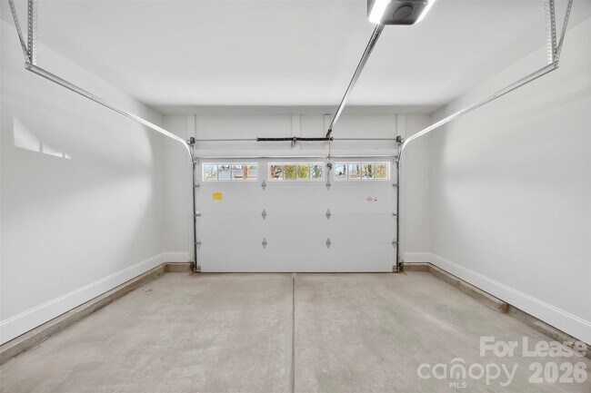 Building Photo - 1331 Condon St