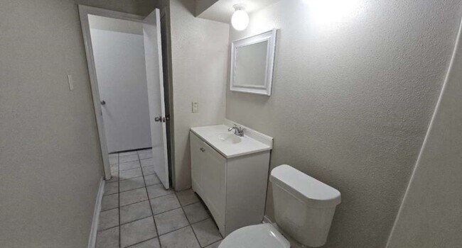 Building Photo - 7222 Northleaf Dr