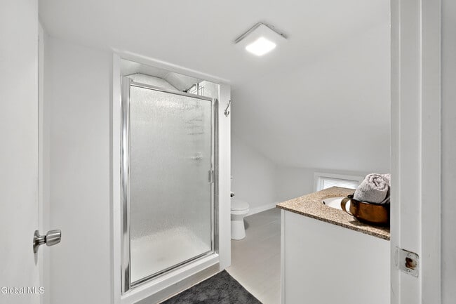 Building Photo - 56 Van Buren St