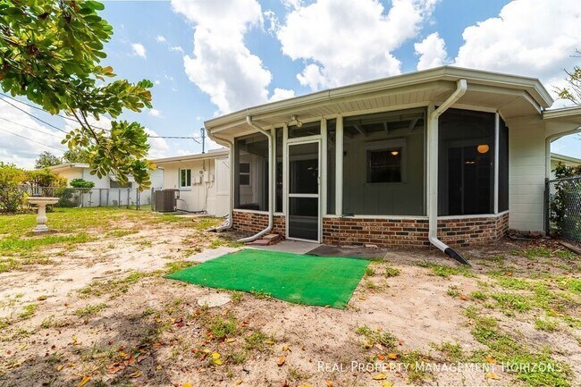 Building Photo - 535 Oxford Dr