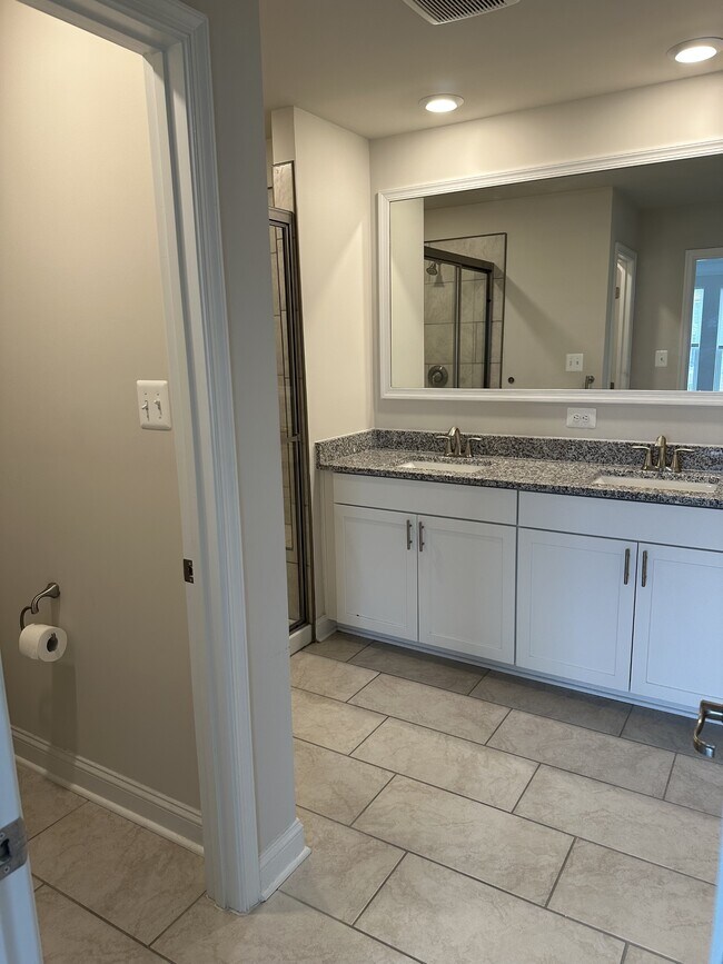 Building Photo - 35422 Wright Way