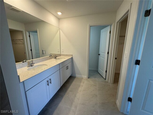 Building Photo - 17644 Paradiso Wy